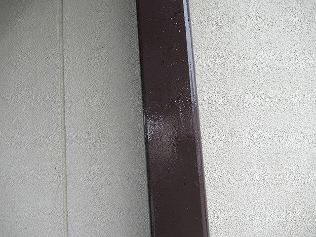 富士川町でサビが発生した、車庫の鉄骨の塗装工事を行いました！